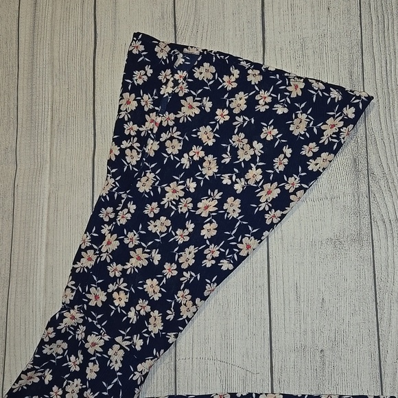 Lush Women's Floral Print Boho Bell Sleeves Blouse Blue Size Small - Picture 5 of 8